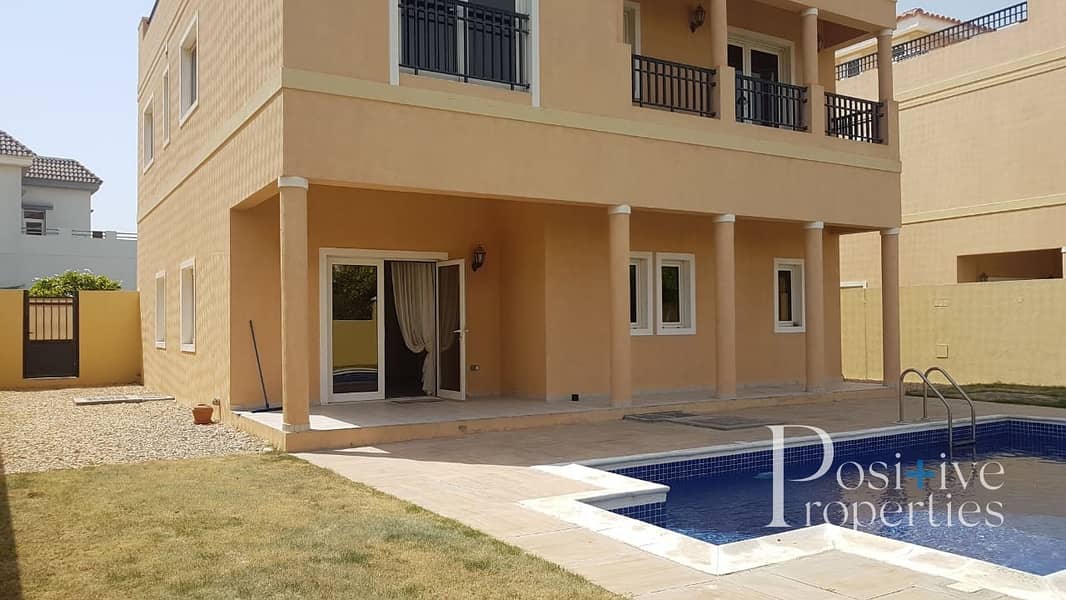 ELEGANT 4 BEDROOM VILLA + MAID | PRIVATE POOL