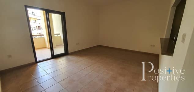 Bright and specious 01 BHK @ 45000 AED (NO COMMISSION) Bright and specious 01 BHK @ 45000 AED (NO COMMISSION)