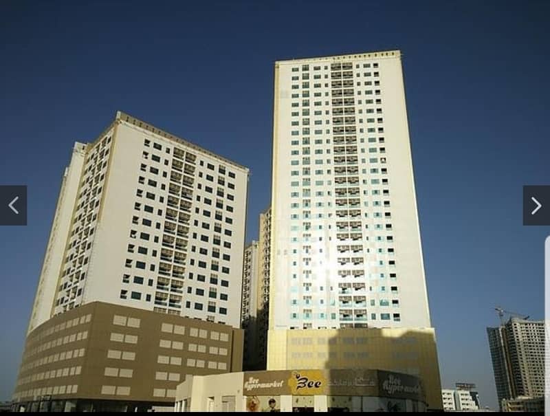 شقة في برج إم أر،مدينة الإمارات‬ 1 غرفة 125000 درهم - 4609061