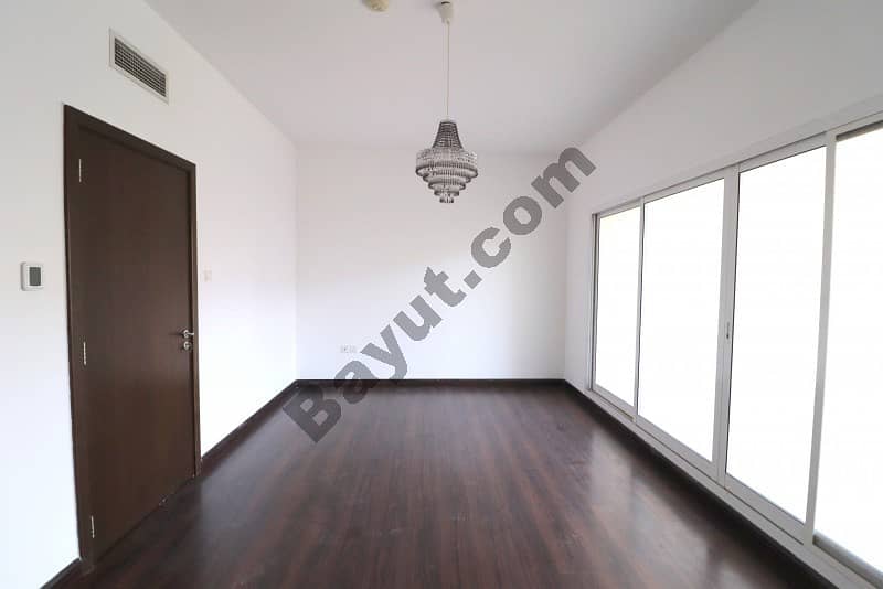 Vacant at JVC a Beautiful 4BR Villa with Maid Room Vacant at JVC a Beautiful 4BR Villa with Maid Room