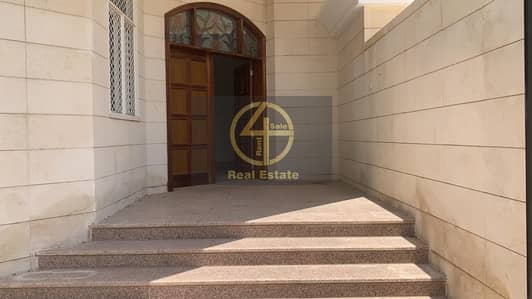 Luxurios finishing 7  MBR Villa Maid's