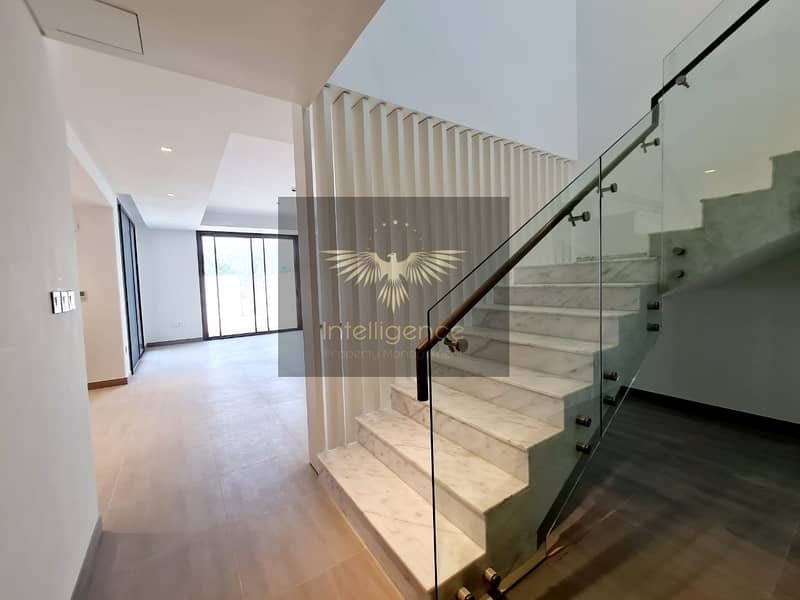 Be the first! Townhouse in a Waterfront Community Be the first! Townhouse in a Waterfront Community