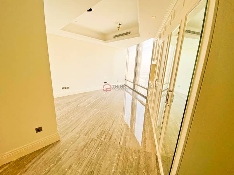 11 UPGRADED Penthouse 4 Bed+Study and Private Terrace