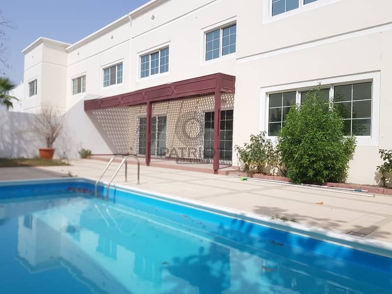BEAUTIFUL UPGRADED 5 BEDROOM VILLA WITH PRIVATE POOL & GARDEN.