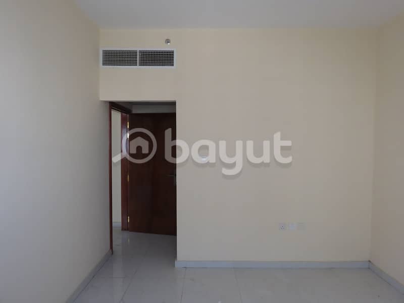 Квартира в Аль Касимия, 2 cпальни, 28000 AED - 4660690