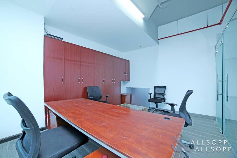 5 Fitted Office | High Floor | Vacant Office