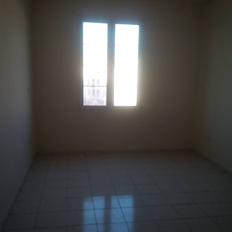 International City ,1 Bedroom with 2 Full Washroom in England Cluster Ready to Live