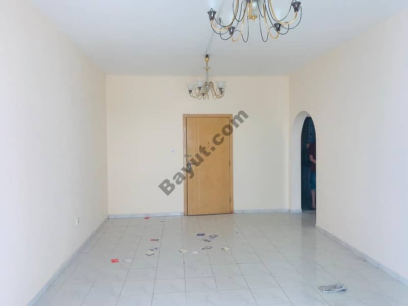 5 MINT WALK FROM METRO 1BHK WINDOW AC WITH LAUNDRY ROOM