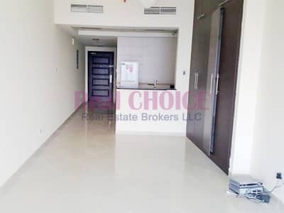 chiller free flat ready to move with very big size chiller free flat ready to move with very big size