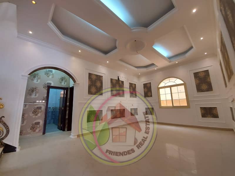 Two-storey villa for sale age 4 years with electricity and street water