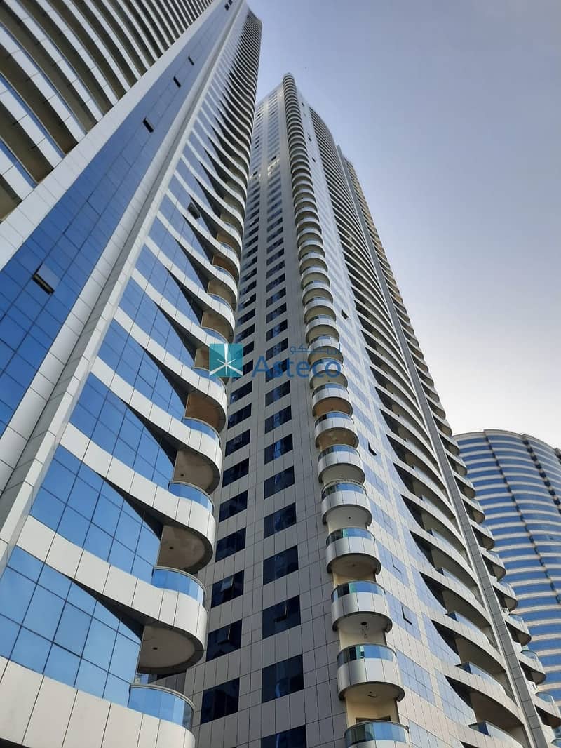 Huge 3 bedroom+maid+living area Huge 3 bedroom+maid+living area