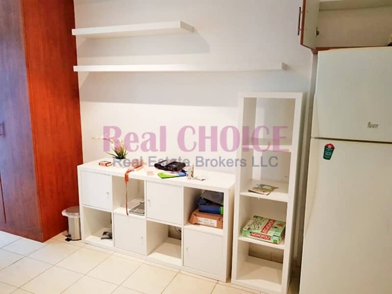 5 Semi Furnished Apartment Near to Metro Station