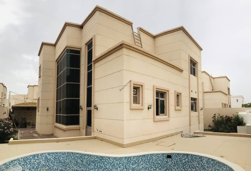 Комплекс вилл в Халифа Сити, 5 спален, 175000 AED - 4572444