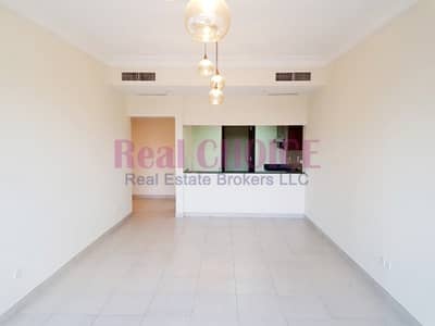 Fabulous 1BR Plus Store with very less price Fabulous 1BR Plus Store with very less price