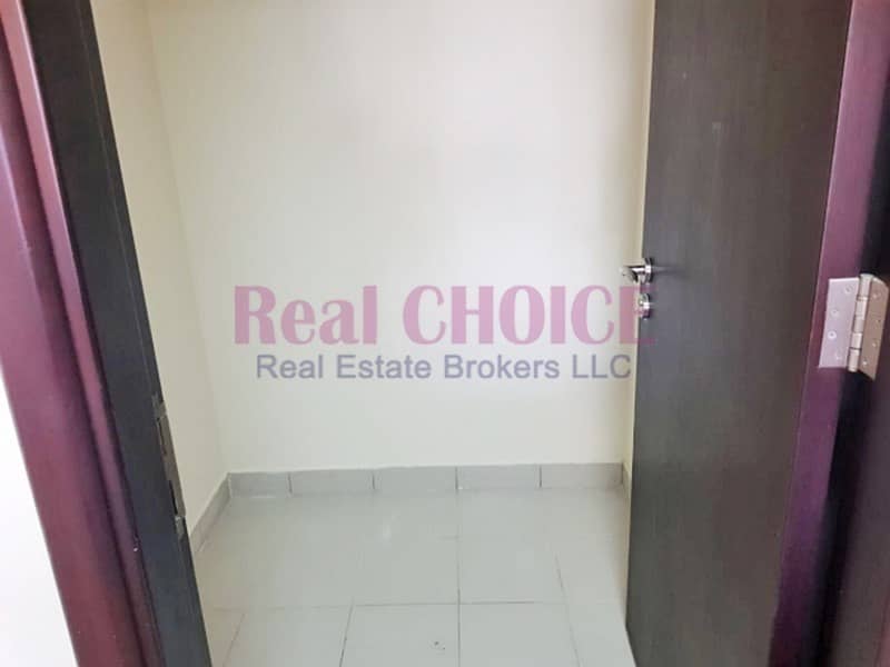 4 Fabulous 1BR Plus Store with very less price