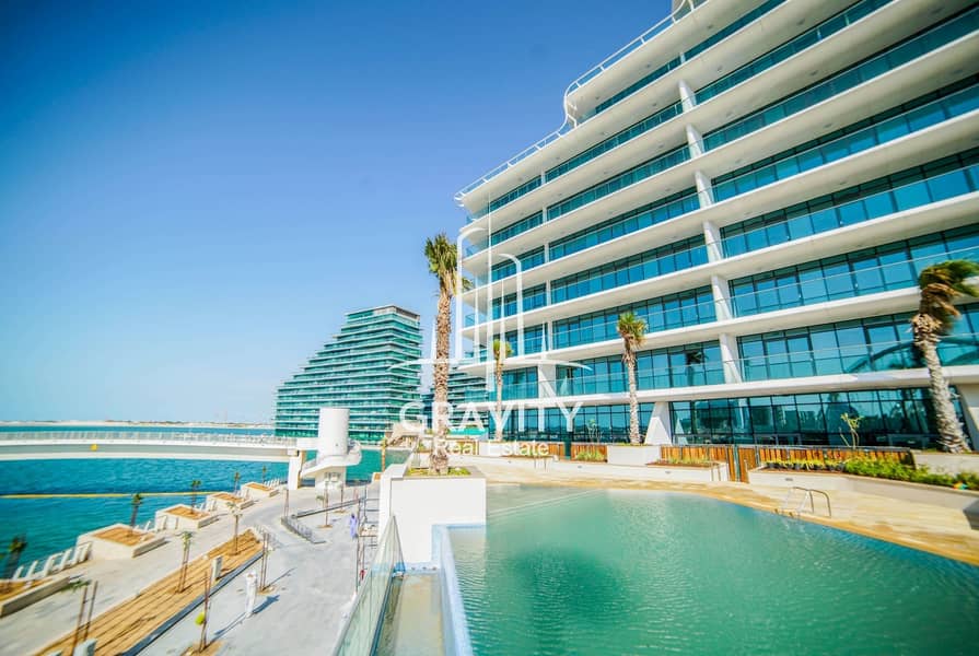 Spacious layout w/ panoramic full sea view Spacious layout w/ panoramic full sea view