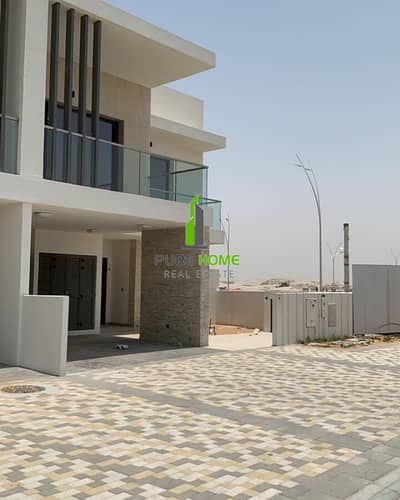 Avaialable for Rent this Elegant 3 Bedrooms Villa in Yas Acres Avaialable for Rent this Elegant 3 Bedrooms Villa in Yas Acres
