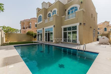 Single Row 5BR Custom w/Pool Backing Park Single Row 5BR Custom w/Pool Backing Park