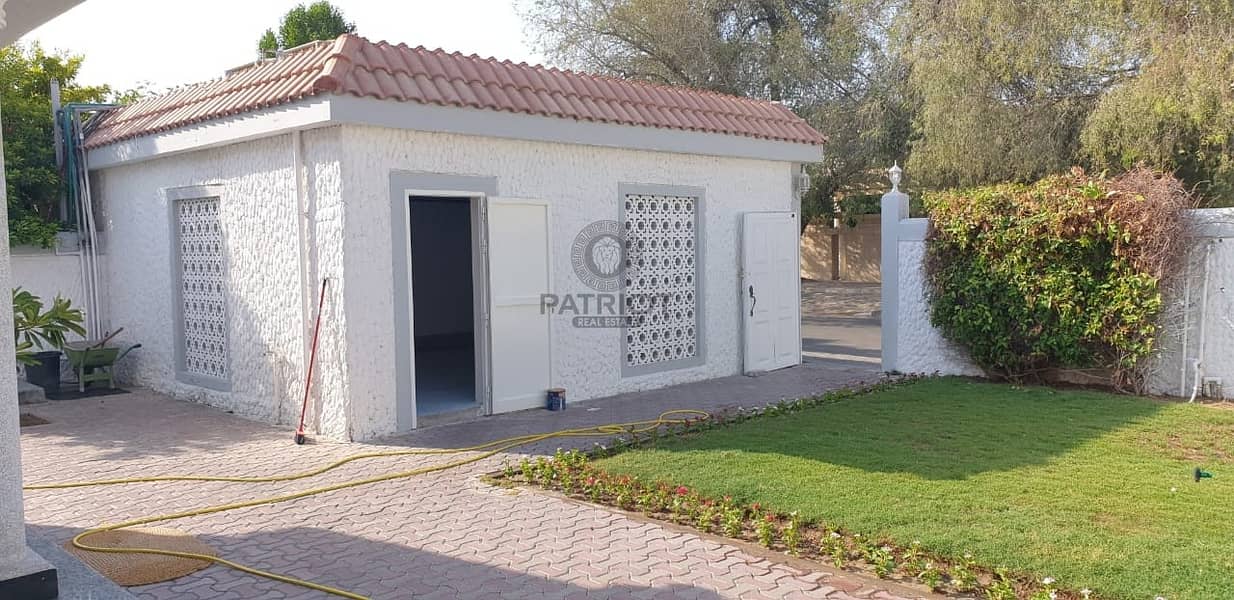 Awesome Independant Villa with Wooden Floor Awesome Independant Villa with Wooden Floor