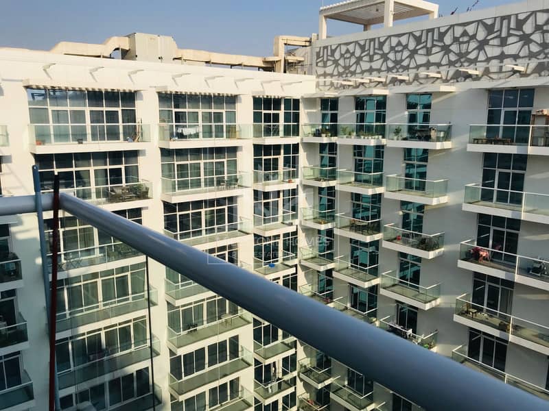 Bright Apartment with Balcony on Higher Floor@ 6% ROI