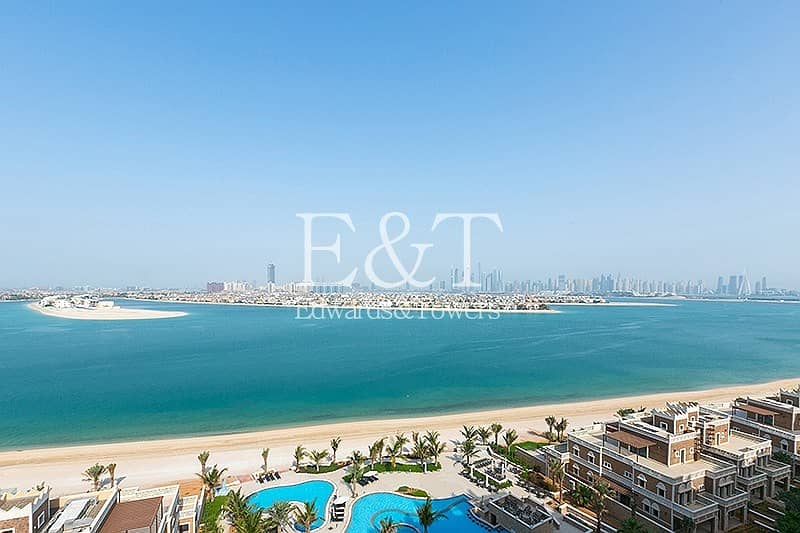 4 Bed Upgraded Penthouse | Private Pool | PJ