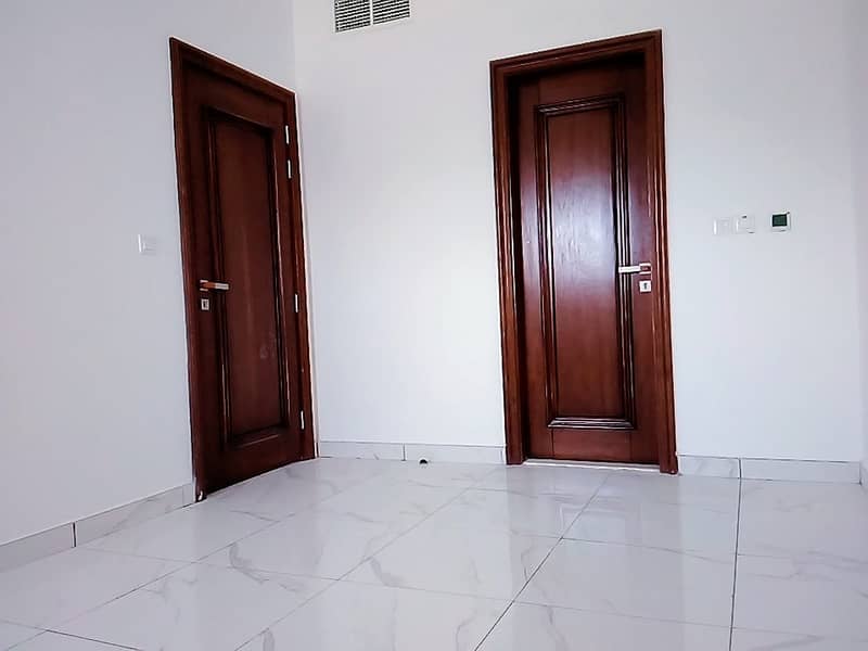 Квартира в Аль Варсан, 1 спальня, 32000 AED - 4661429