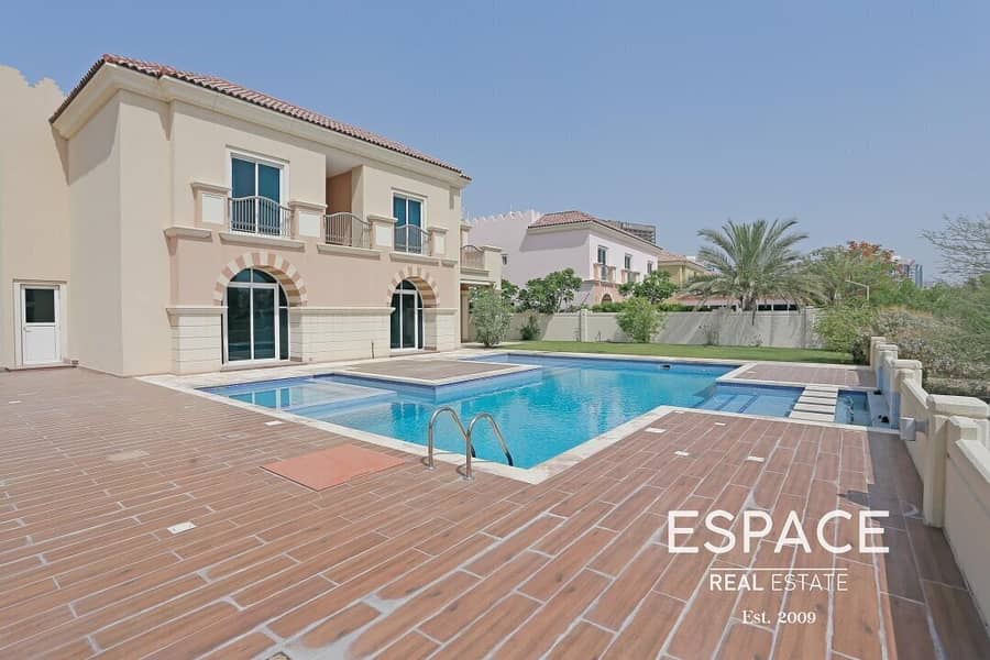 Amazing Views - Bring Offers - Huge Pool Amazing Views - Bring Offers - Huge Pool
