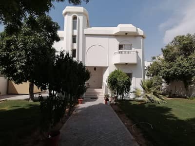 Sp. 5 master bedroom villa with huge majlis, living dining, big garden area, 2 kitchens, maid room, split A/C Sp. 5 master bedroom villa with huge majlis, living dining, big garden area, 2 kitchens, maid room, split A/C