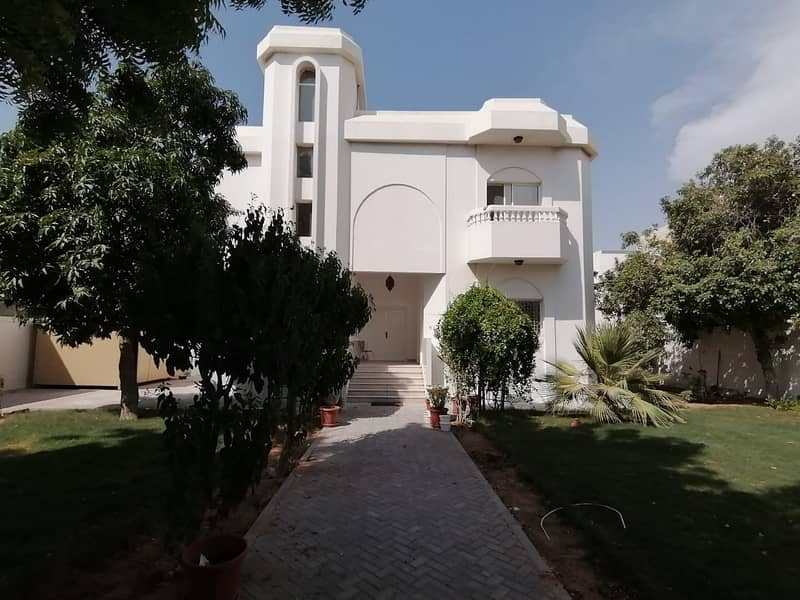 Sp. 5 master bedroom villa with huge majlis, living dining, big garden area, 2 kitchens, maid room, split A/C Sp. 5 master bedroom villa with huge majlis, living dining, big garden area, 2 kitchens, maid room, split A/C