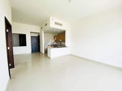 Stunning Sea View! 1BR in 4 Pays! Stunning Sea View! 1BR in 4 Pays!