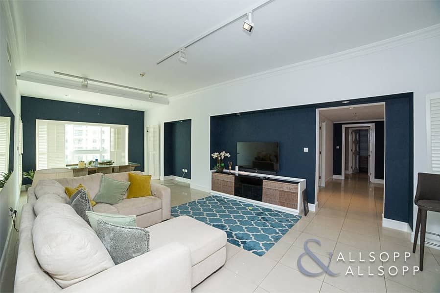 Exclusive | Upgraded | 3 Beds | Furnished