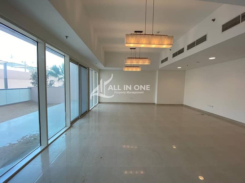 Brand New 3 BR Duplex with 13 months contract +Maids Room I Basement Parking! Brand New 3 BR Duplex with 13 months contract +Maids Room I Basement Parking!