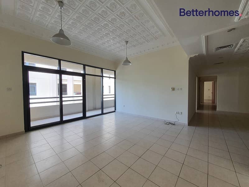 Very Well MAintained | Low Floor | Garden View