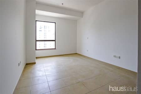 Large 2 bedroom | Marina View | Available Now Large 2 bedroom | Marina View | Available Now