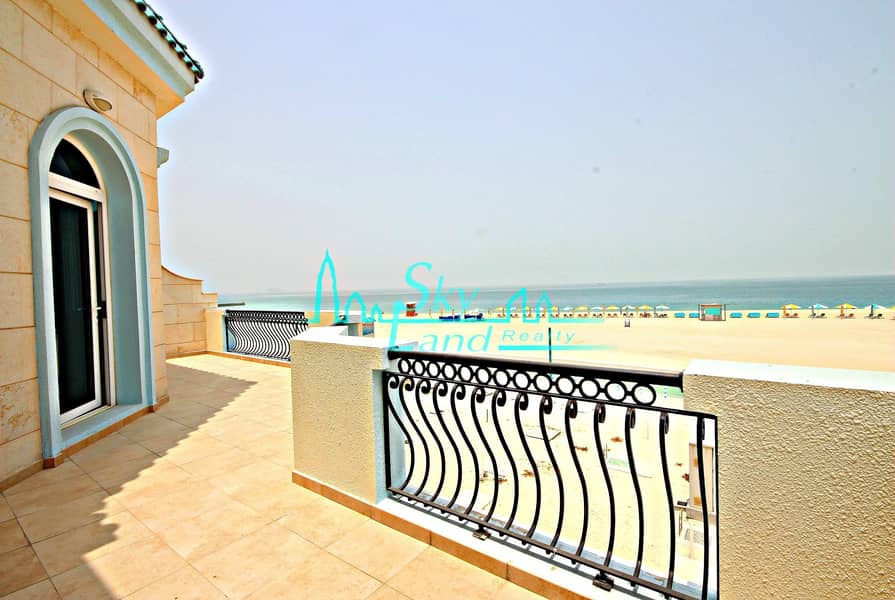 Beach Front 4 Bed Villa|Private Pool|Sea Views