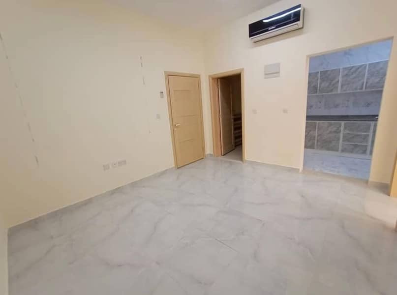 Excellent  Finishing ( Monthly 3000) 1 Bedroom plus 2 Washroom and Huge Sep Kitchen Near Khalifa Market In KCA