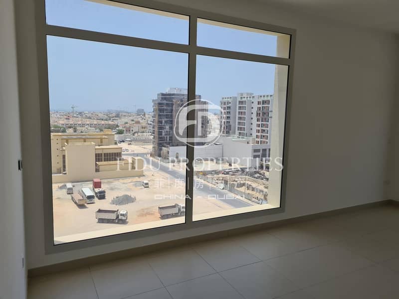 Brand New Spacious Modern 2 Bed 1 Month Free