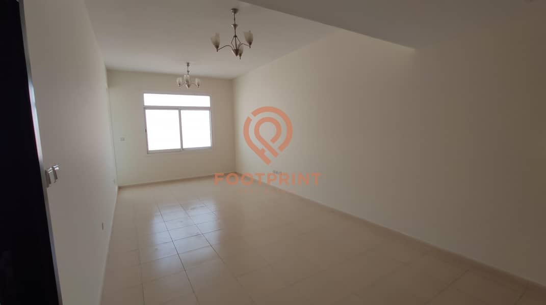 Well Maintained |Large 1 Bed for 32K | Limited Time Well Maintained |Large 1 Bed for 32K | Limited Time