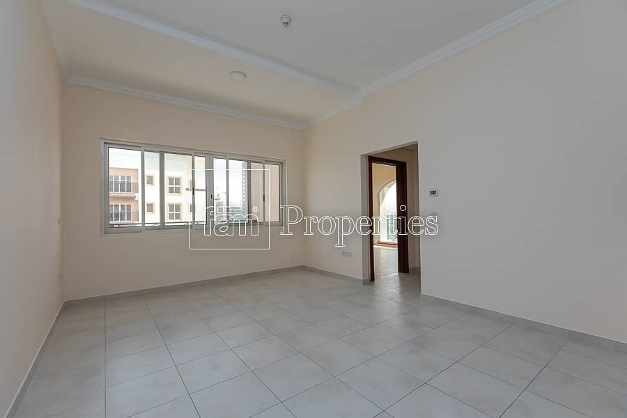 Golf & Canal Views | Spacious 1BR Apt| Unfurnished