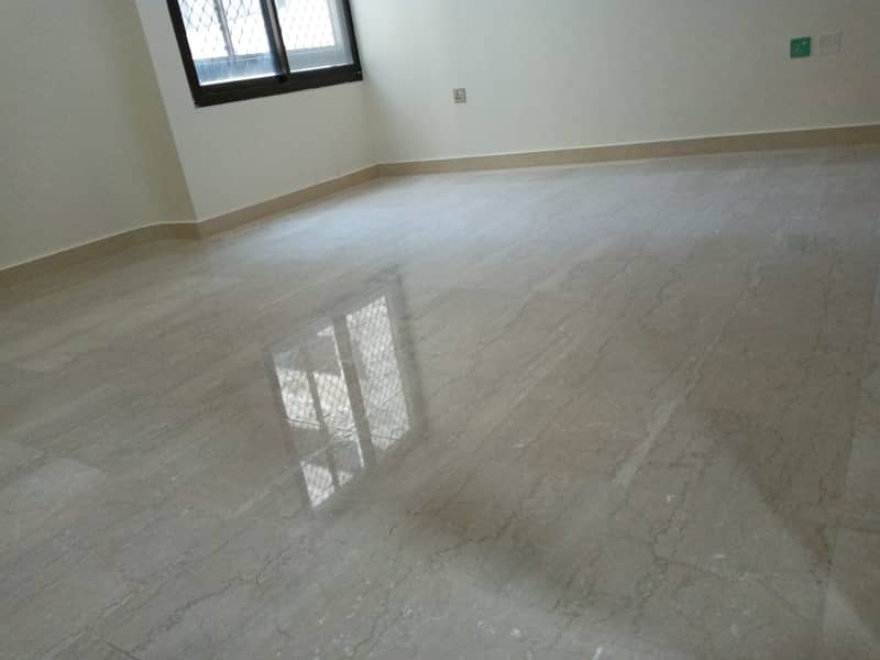 Hot Deals! | Spacious  4 Bedroom   Apartment In The Heart of  the City- Khalifa Street!