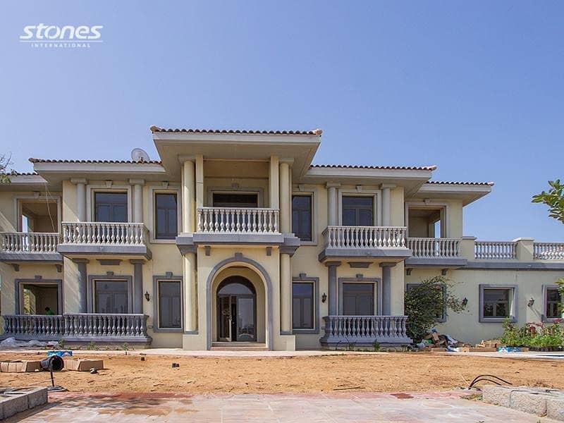 Luxurious Villa with Beach Access in Palm Jumeirah