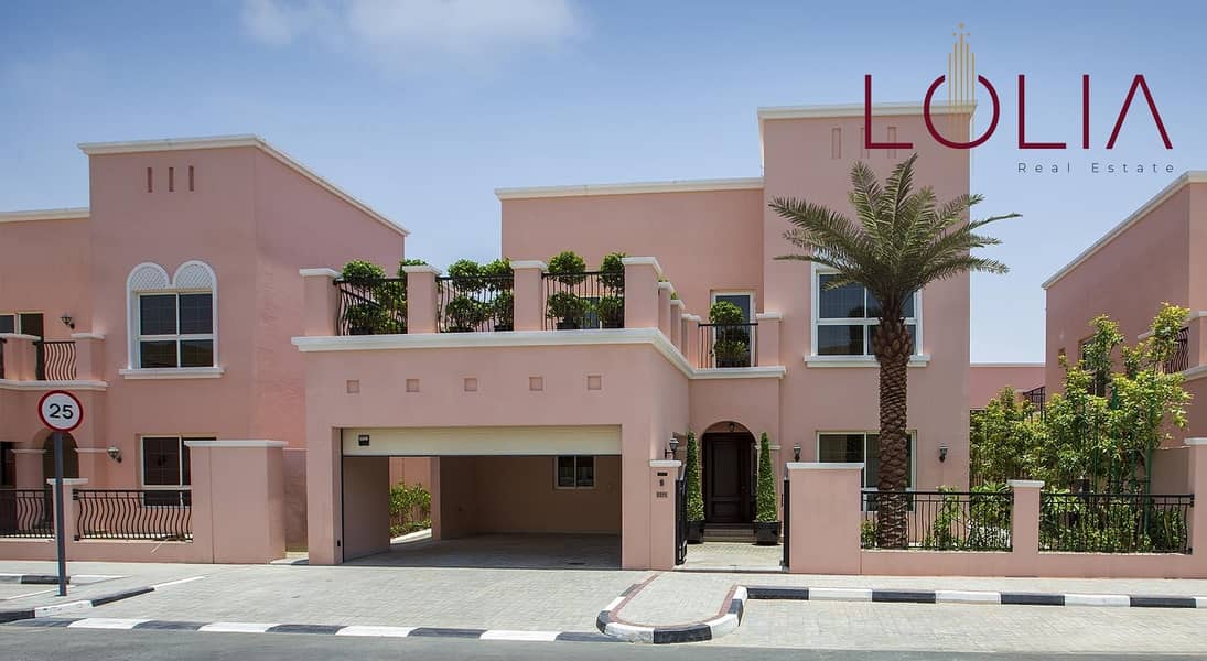 LUXURIOUS VILLA | READY TO MOVE | 5 YEARS FREE SERVICE