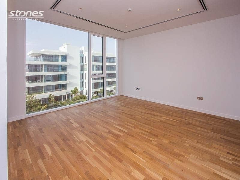 Furnished Apartment|Views of Downtown Skyline