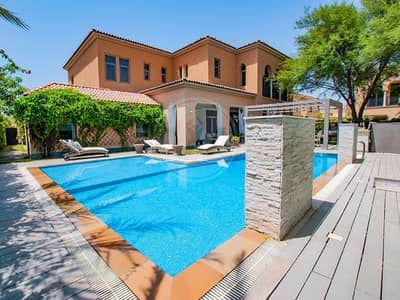 Executive villa with spectacular garden Executive villa with spectacular garden