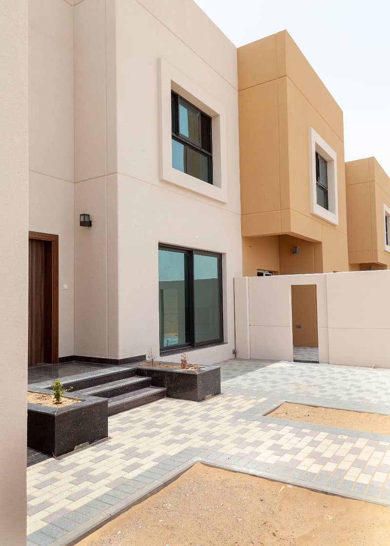 Have your own villa with 3 bedrooms in Sharjah  sustainable city Al Rahmaniya