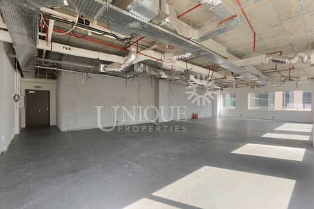 Exclusive office with huge terrace Exclusive office with huge terrace