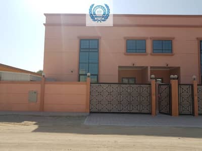Luxurious 5BHK Villa Ready To Move Al Falaj @DHs100k Luxurious 5BHK Villa Ready To Move Al Falaj @DHs100k