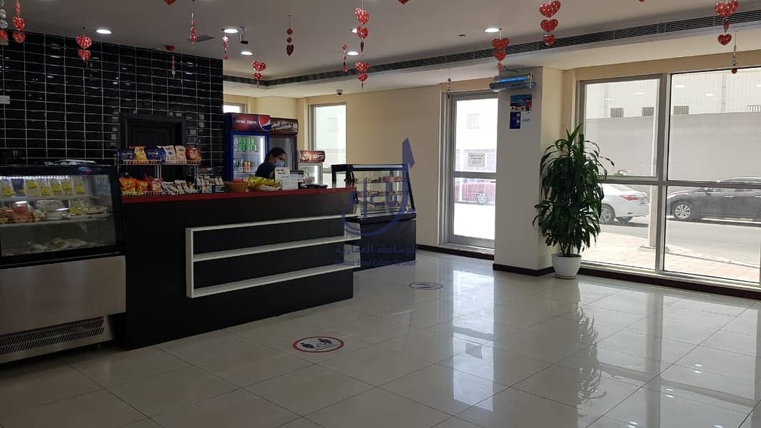 4 excellent  opportunity fully equipped  cafeteria  for lease