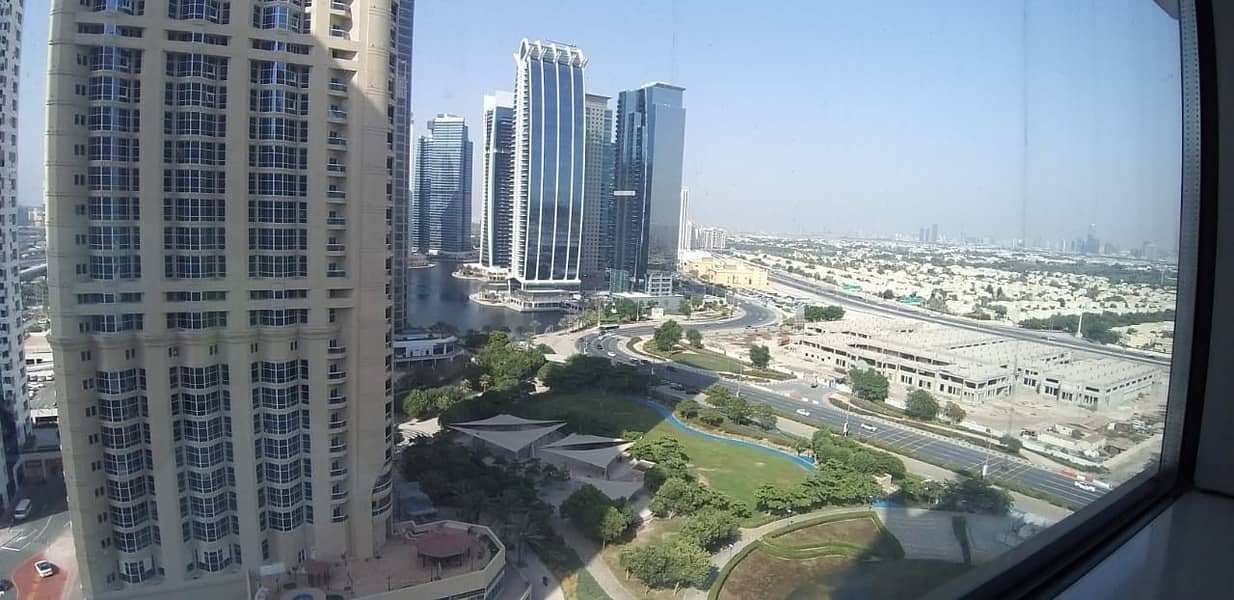 Spacious 3BR Apt in Armada Tower Spacious 3BR Apt in Armada Tower