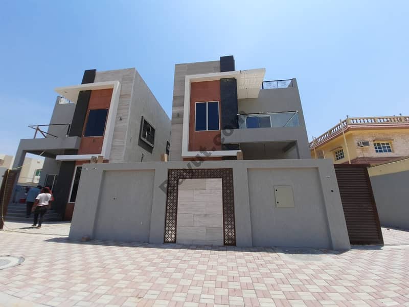 For sale villa in the emirate of Ajman, Al Mowaihat, a very classy finishing, at an excellent price, and a location close to the street